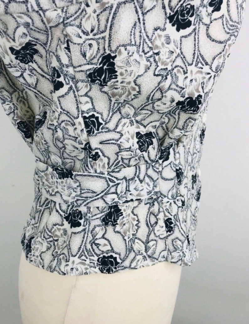 Vintage Floral Shirt Size S 12 Fitted Button Down Retro Festival Boho