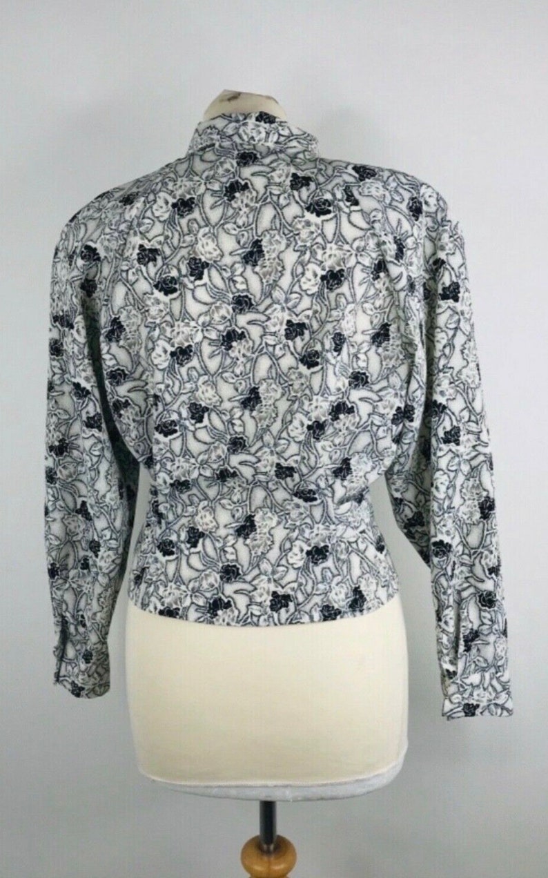Vintage Floral Shirt Size S 12 Fitted Button Down Retro Festival Boho