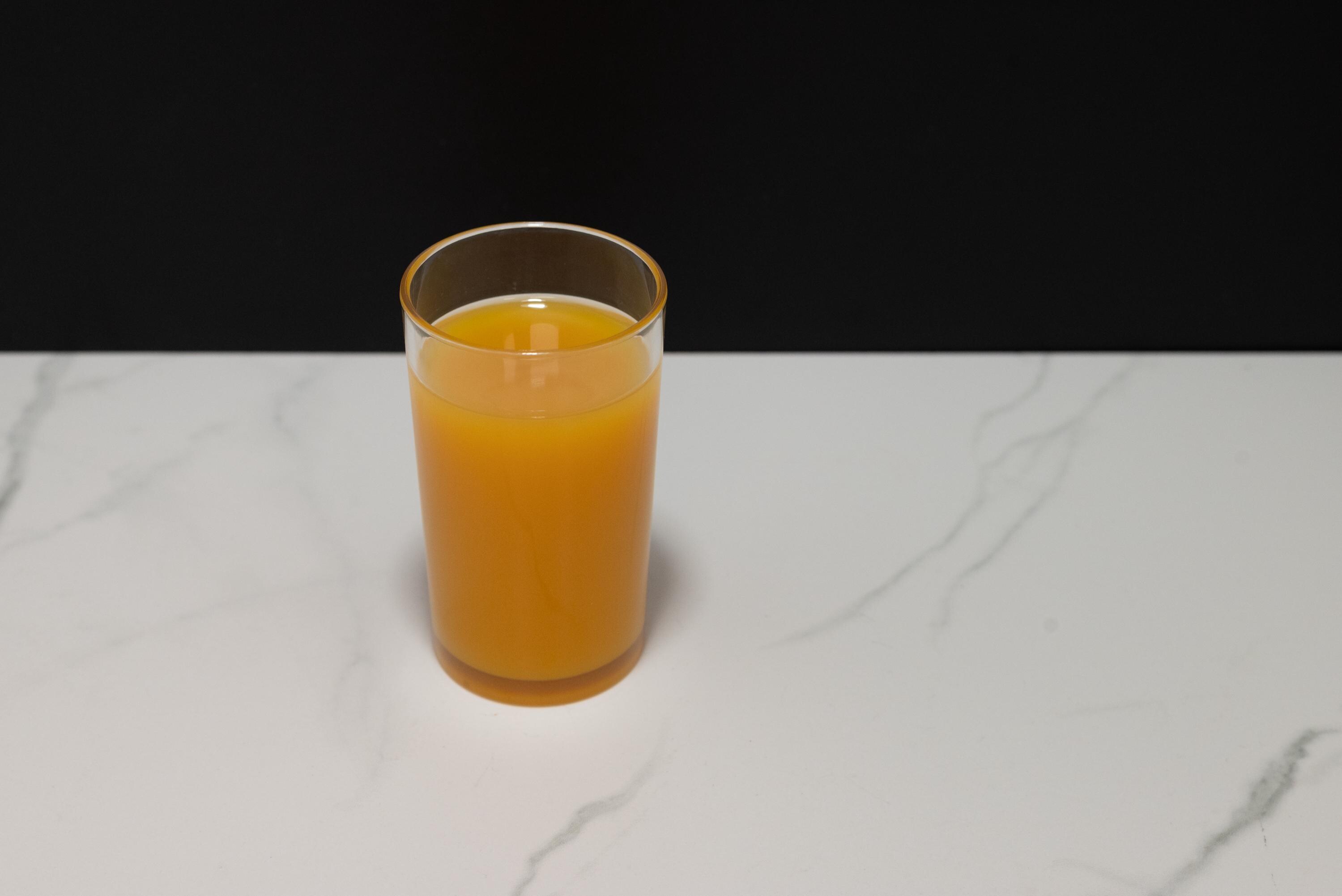 Glass orange juice deals