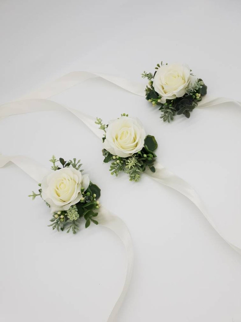 Real touch rose artificial wrist corsage-Artificial ladies corsages-Corsages-Boutonniere-Flower buttonholes-Silk floral corsages-Corsages