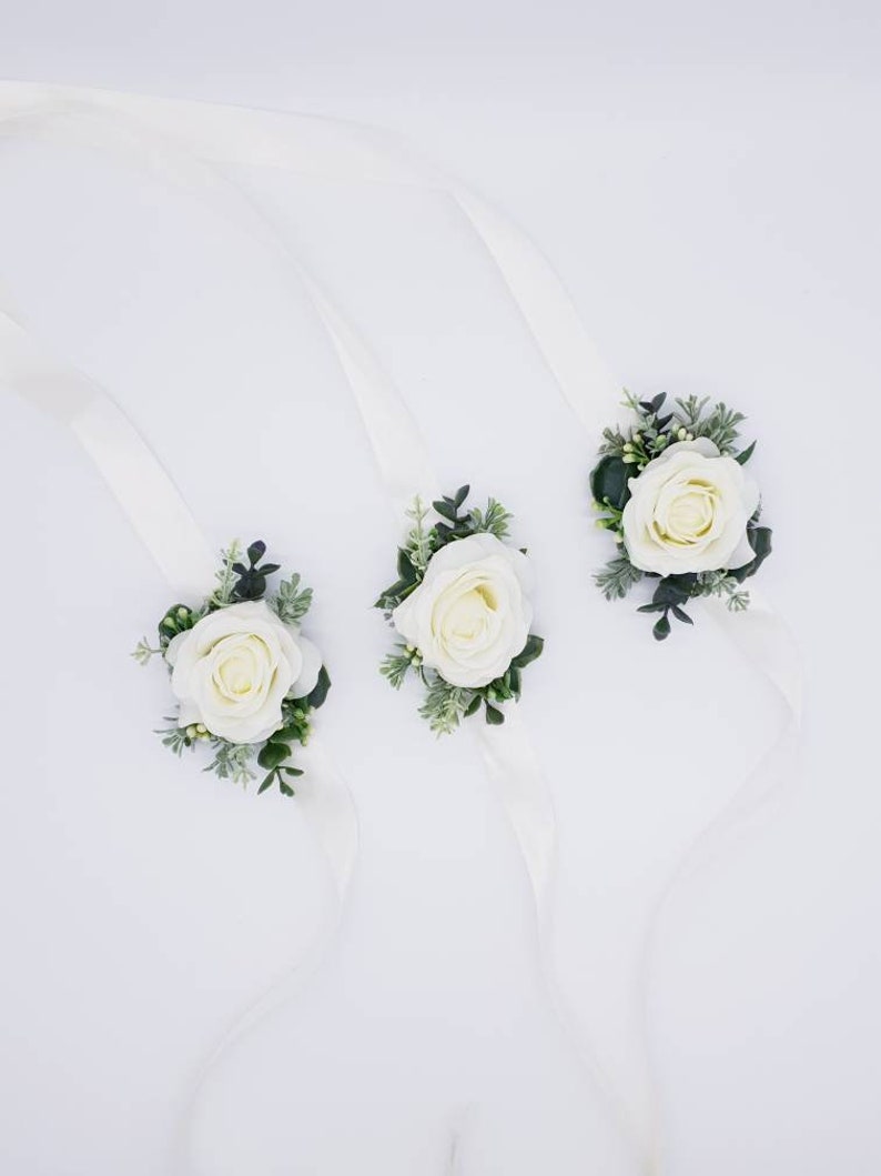 Real touch rose artificial wrist corsage-Artificial ladies corsages-Corsages-Boutonniere-Flower buttonholes-Silk floral corsages-Corsages