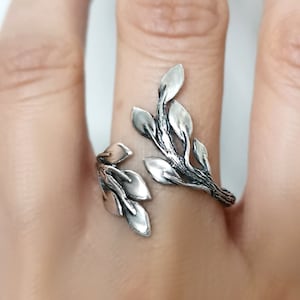 Leaves sterling silver wrap ring, wrap around leaves ring, climbing branch leaves silver ring, silver leaf&#39;s tree branches twig boho ring