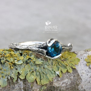 Oxidized Silver twig leafs blue topaz ring, natural London blue topaz sterling silver engraved branch leaves ring , topaz silver tree ring