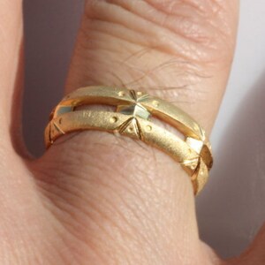 18k solid gold steampunk men wedding band ring,  unique rustic alternative men wedding band, steampunk ring,  mens industrial wedding band