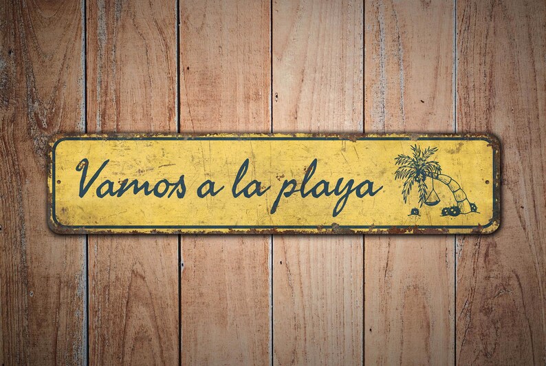 Vamos a la playa - Strandskylt - Stranddekor - Strandhusskylt - Strandhusdekor - Skylt i vintagestil - Rustik metallskylt av premiumkvalitet bild 3