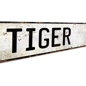 Tigre - Letrero de tigre - Decoración de tigre - Amante del tigre - Letrero de calle personalizado - Decoración de calle personalizada - Letrero de metal rústico de primera calidad imagen 4