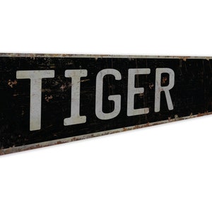 Tigre - Letrero de tigre - Decoración de tigre - Amante del tigre - Letrero de calle personalizado - Decoración de calle personalizada - Letrero de metal rústico de primera calidad imagen 7