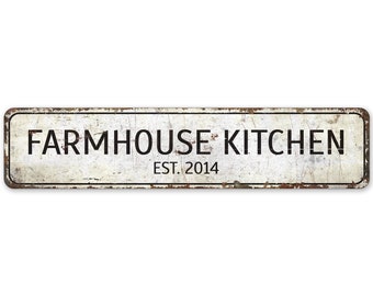 Farm House Kitchen - Bauernhaus Schild - Küche EST Datum - Vintage Stil Schild - Küche EST Schild - Premium Qualität rustikales Metallschild