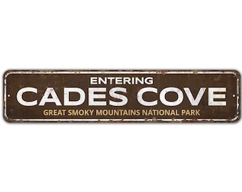 Letrero de Cades Cove - Letrero de montaña - Regalo para amantes del camping - Letrero de parque nacional - Letrero vintage - Letrero metálico rústico de primera calidad