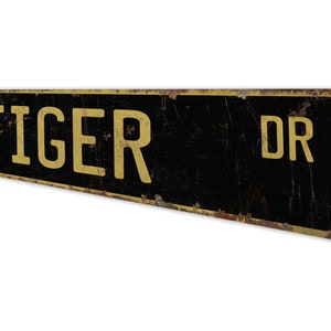 Tigre - Letrero de tigre - Decoración de tigre - Amante del tigre - Letrero de calle personalizado - Decoración de calle personalizada - Letrero de metal rústico de primera calidad imagen 6