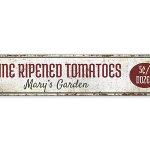 Vine Ripened Tomatoes - Vine Ripened Tomatoes Decor - Vine Ripened Tomatoes Sign - Vintage Style Sign - Premium Quality Rustic Metal Sign