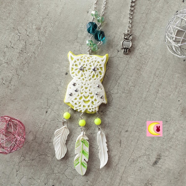 Collier Sautoir Attrape-rêves Green Owl en porcelaine froide chouette hibou vert olive blanc plumes dreamcatcher forêt enchantée fée bonheur