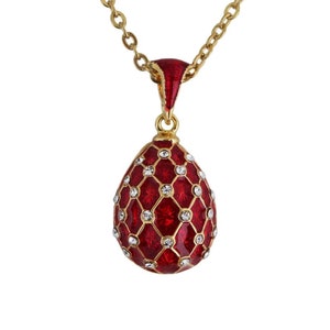 Colgante Huevo Estilo Fabergé "Small Quadrille" de Cristales CZ con cadena bañada en Oro.