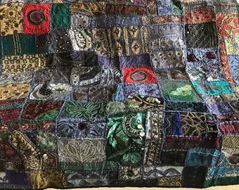 Décoration murale en patchwork avec sequins et perles, importée d'Inde