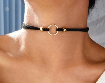 suede ring choker / black suede choker / black velvet choker ring / dainty black o ring choker / dainty velvet choker /delicate black choker