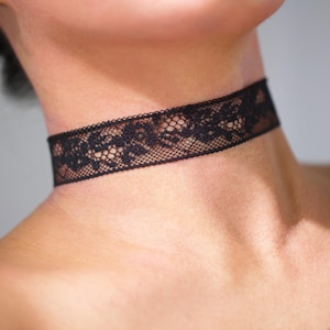 Collier Choker Ras Du Cou Fine Dentelle Noire Fleurs Pour Femme