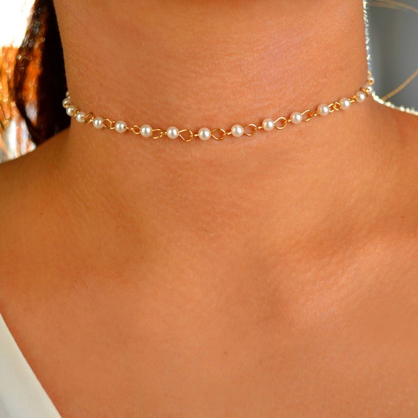 dainty pearl choker / simple pearl choker / pearl choker necklace / tiny pearl choker necklace/christmas/ bridesmaid gift /gift for her