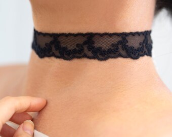 Black Scalloped Floral Lace Chokers: Intricate Embroidered Cotton Mesh Drape Trim Choker, White, Pink, Black
