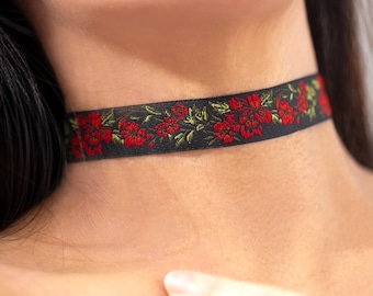 Red Rosey Black Lace Choker: Dark Chokers Floral Roses Design Red, Pink, Orange