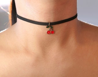 rode kersensuède choker, zwarte chokers bungelend sierlijk fruit kersencharme pu veganistisch leer fluweel, schattig y2k alt kawaii sieraden bedels cadeau