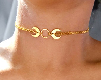 2 COLORS triple moon choker dainty / triple goddess choker necklace / pagan choker jewelry / wiccan choker jewelry/gold crescent moon choker