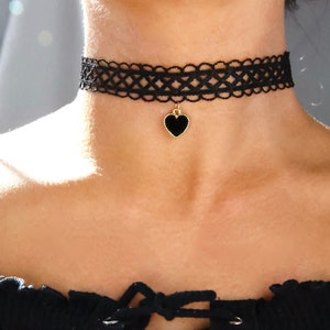 velvet lace choker heart charm / black velvet choker dangling heart / black choker heart charm /thick black velvet choker/thick black choker image 4