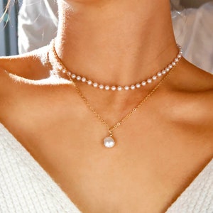 Perlen-Halsketten-Set / goldene Perlenkette geschichtet / silberne Perlenkette geschichtet / Brautjungfern-Perlenkette / Brautjungfern-Perle Bild 9