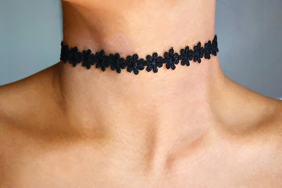 Flower Decor Lace Choker  Chokers, Simple black choker, Black