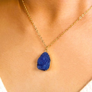 royal blue resin druzy necklace / navy blue crystal stone necklace / dark blue crystal stone necklace /deep blue crystal stone necklace/gift
