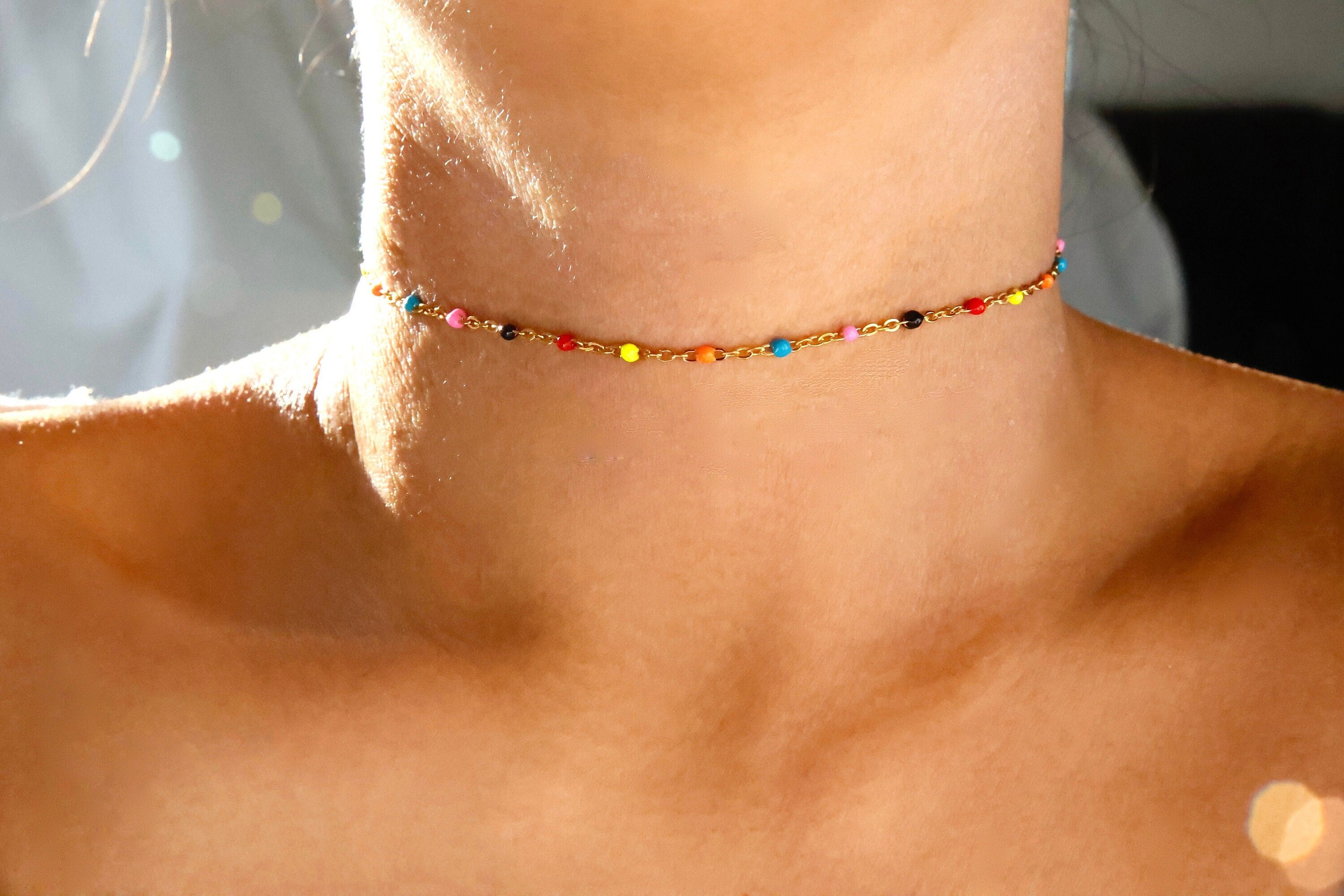 Colorful choker deals
