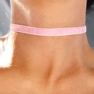 pink velvet choker / pastel pink velvet choker necklace / light pink velvet choker / pale pink velvet choker / pink kawaii choker / gift