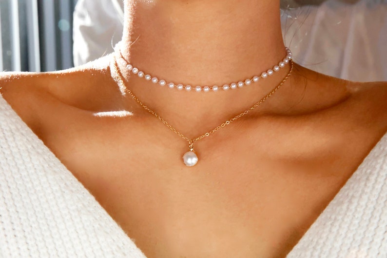 Perlen-Halsketten-Set / goldene Perlenkette geschichtet / silberne Perlenkette geschichtet / Brautjungfern-Perlenkette / Brautjungfern-Perle Bild 5