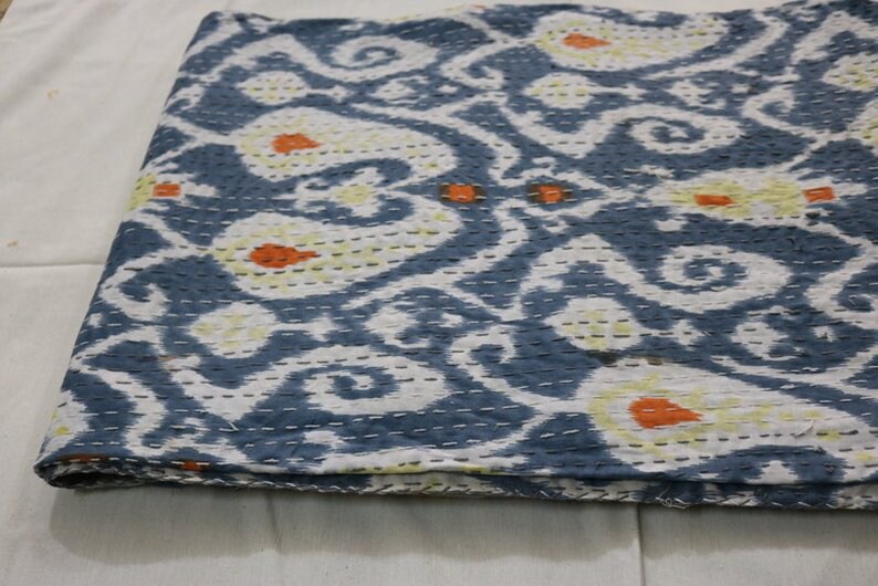 Indian gray Ikat Print Kantha Quilt Queen Size Pure Cotton Traditional Kantha Throw Blanket Bedspread Vintage Double Gudari