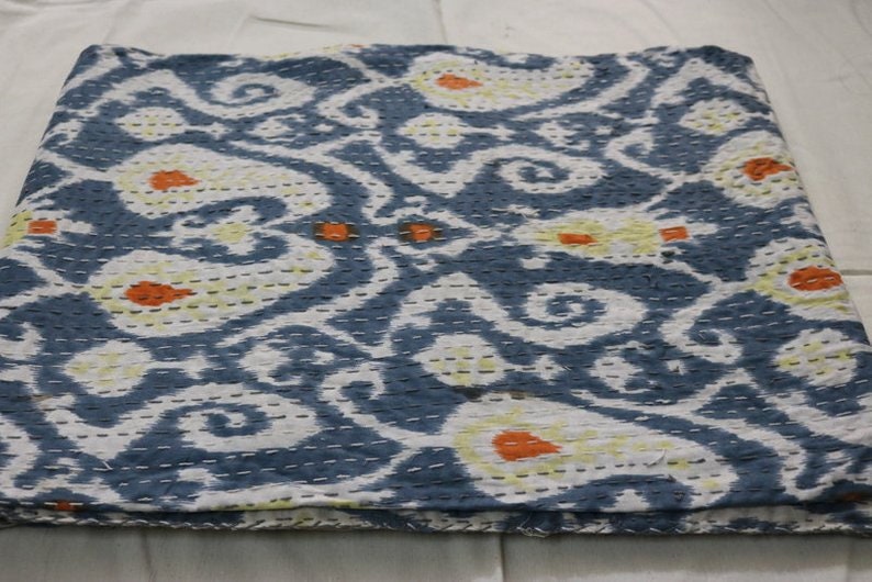 Indian gray Ikat Print Kantha Quilt Queen Size Pure Cotton Traditional Kantha Throw Blanket Bedspread Vintage Double Gudari