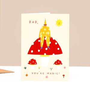 Carte Papa, tu es magique | Fête des pères | carte d'anniversaire de papa | papa folklorique de Zazzle.be Liste d'envies Vous avez des idées ? Champignon vénéneux | Champignon | Papa nature