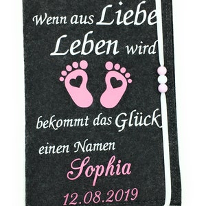 U-Heft Hülle aus Filz mit Namen und Impfpassfach Rosa Füsschen Bild 5