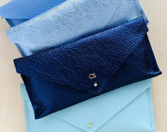 Blauw lederen clutch portemonnee in zeeglas, poederblauw, marineblauw en metallic diamant. Etui of avondtasje. Bruidsmeisje clutch tassen.