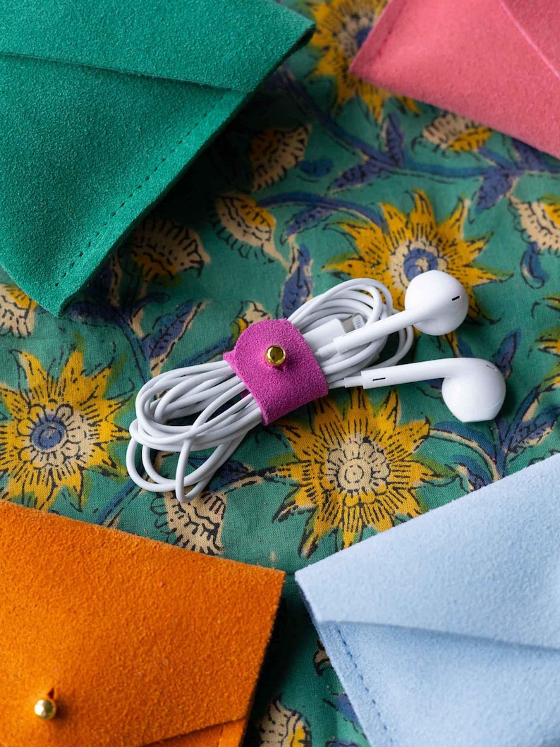 Cable Tidy Pouch Set. In-Ear Headphone Case. Personalised Wired Earphone Holder. image 3