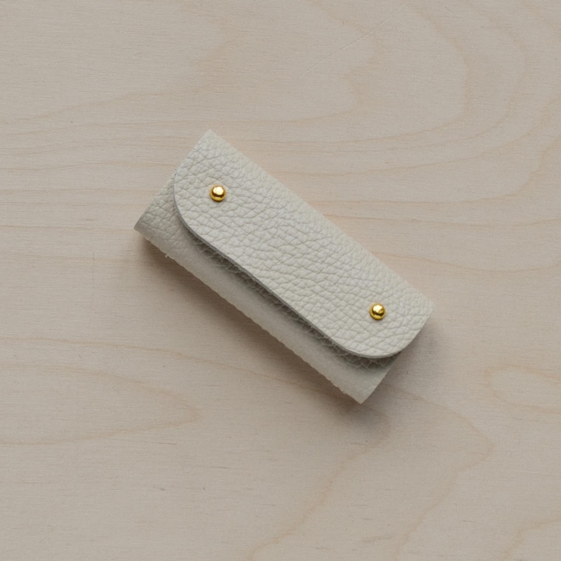 Mini Leather Sewing Needle Case: Colourful Sewing Birthday Gift Cream