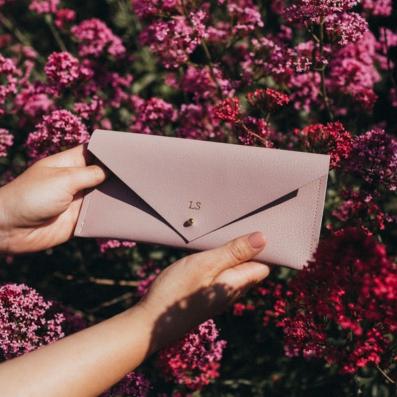 Mustard and black clutch bag new arrivals