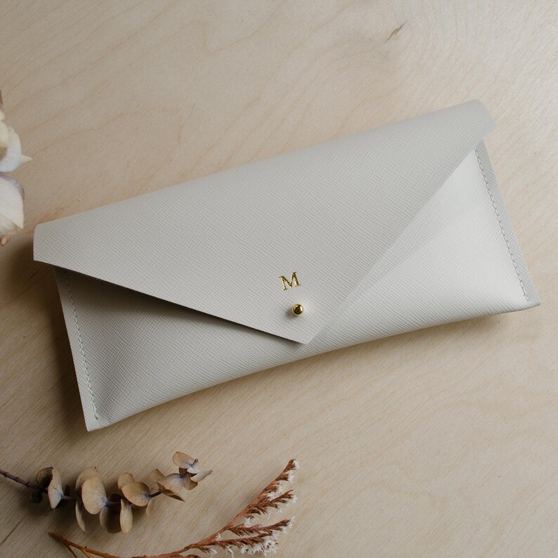 Personalised Recycled Leather White Cream Clutch Bag. Bride Clutch Bag or Bridesmaid Gifts. Beautiful birthday gift for her. image 4