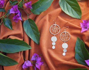 Unveiling: Dreaming of a New World