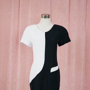 Anni &#39;80 in bianco e nero con dettaglio tasca