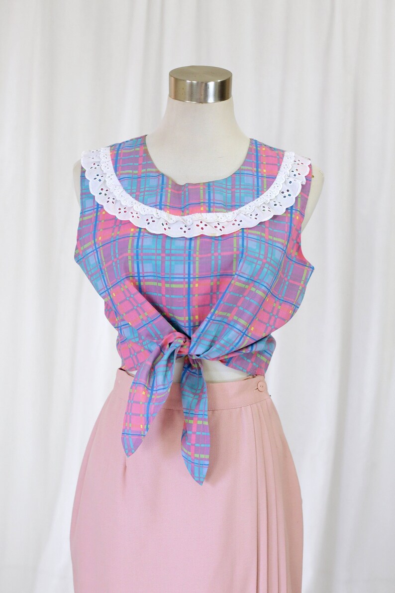 60s style 90s Plaid Tie Up Crop Top with Lace Frill Collar