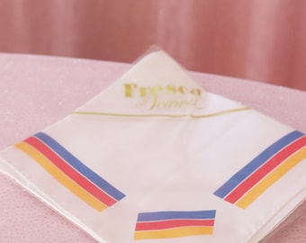 Bufanda Vintage Fresca con Rayas Azules, Amarillas y Rojas