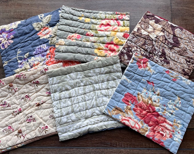 SIX Vintage Quilt Pieces and Fabric Remnants Bundle, Quilted Cotton