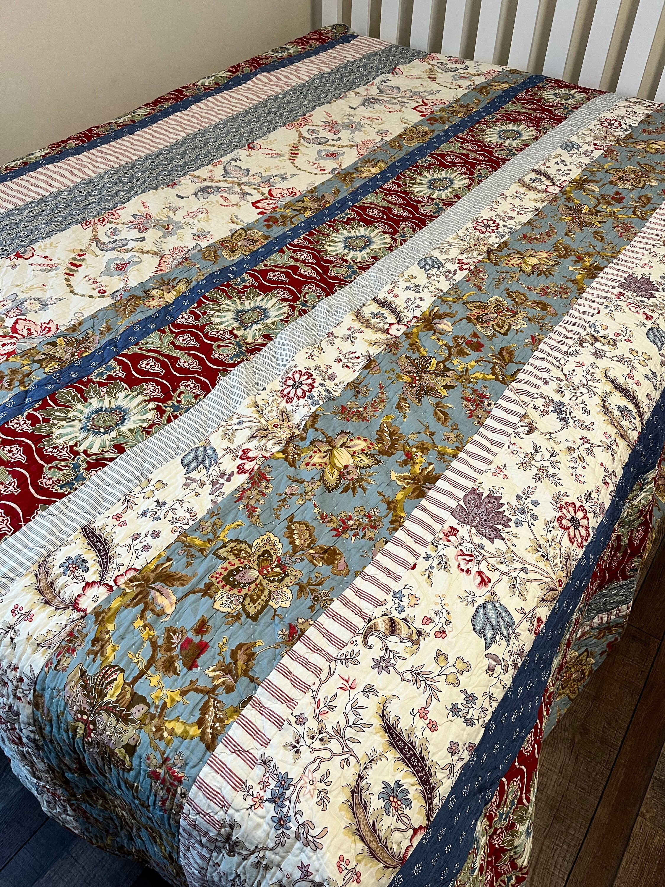 Pottery barn quilts queen cheap size