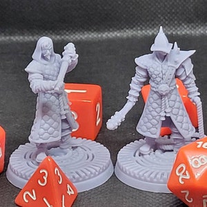 Prison Guard, set of 2, Cast n Play, DnD, Dungeons and Dragons, Pathfinder, Tabletop Gaming, Miniatures, Miniature