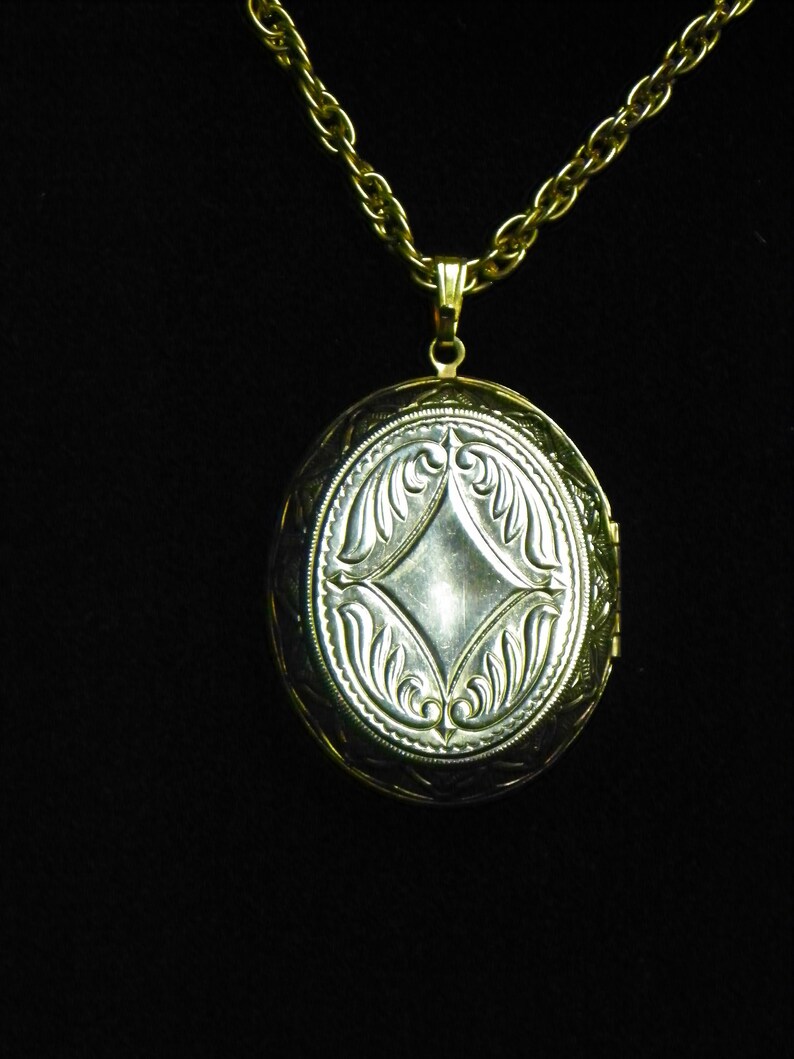 Silver Tone Locket