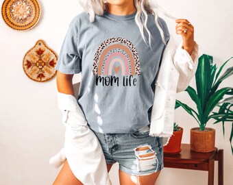 Mom Life T-Shirt | Mom T-Shirt | Mother T-Shirt | Mama Shirts | Mum T-Shirt | Mummy T-Shirt | Mum Gift | New Mom Gift | Mothers Day Gift